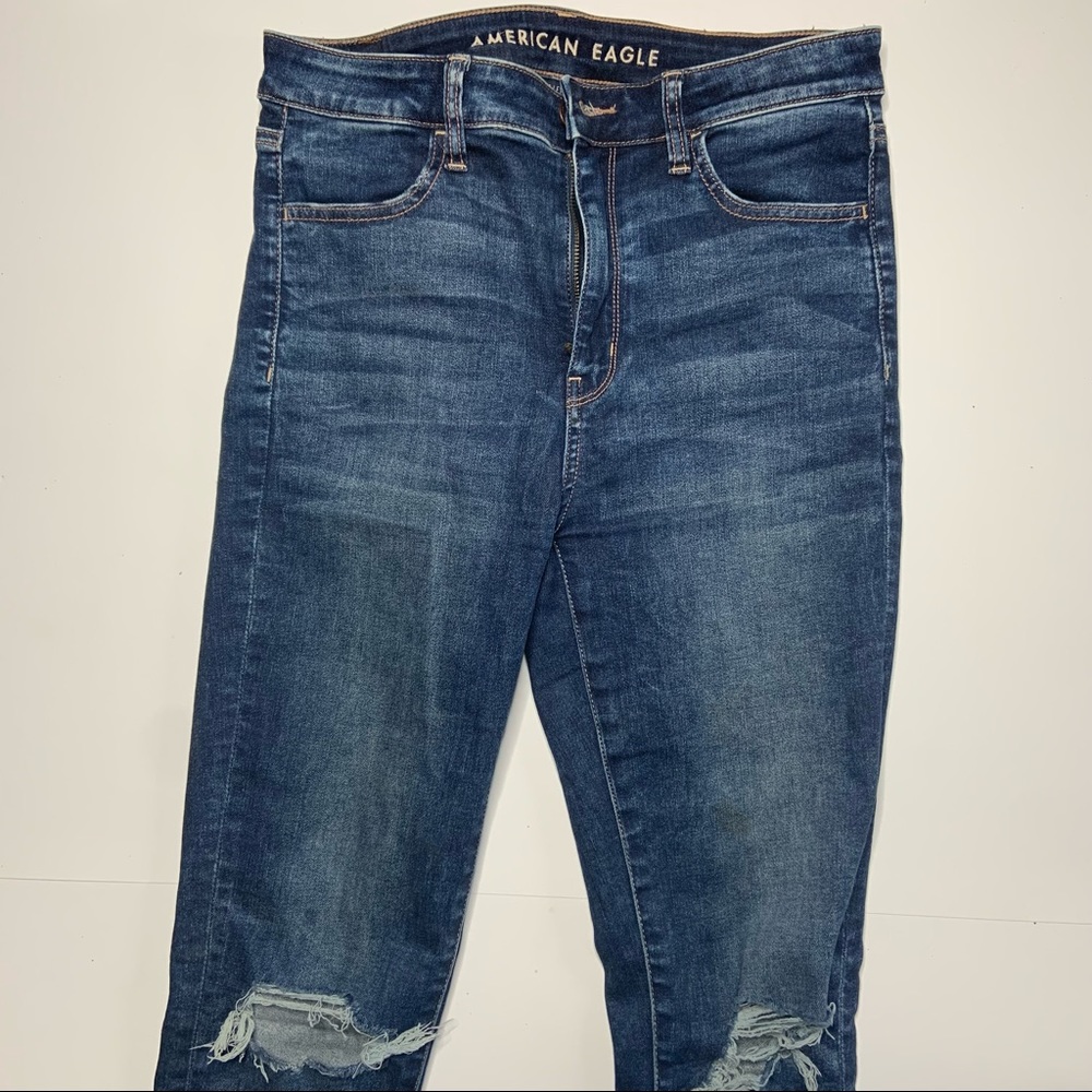 American Eagle Women’s Ripped Super Hi-Rise Jegging Jeans